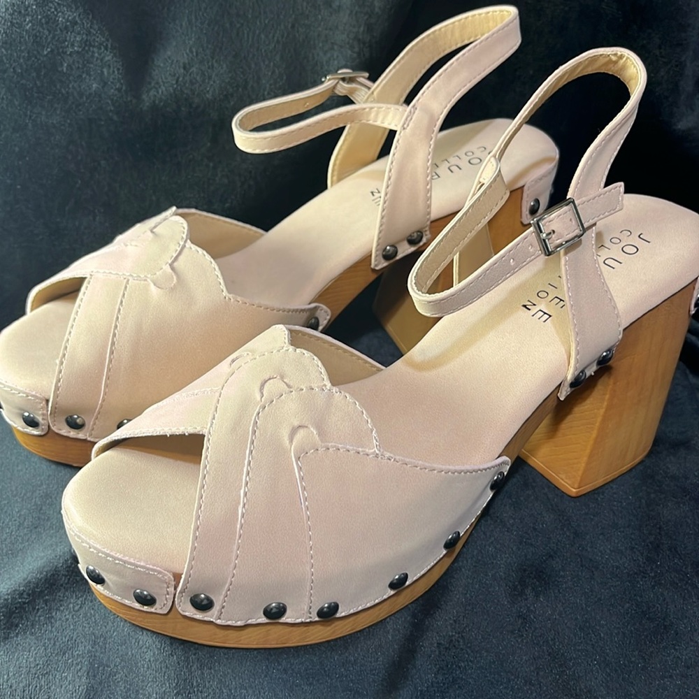 WOMEN’S SZ 8 1/2 mule clog shoe from the JOURNEE COLLECTION NWT  heels shoes